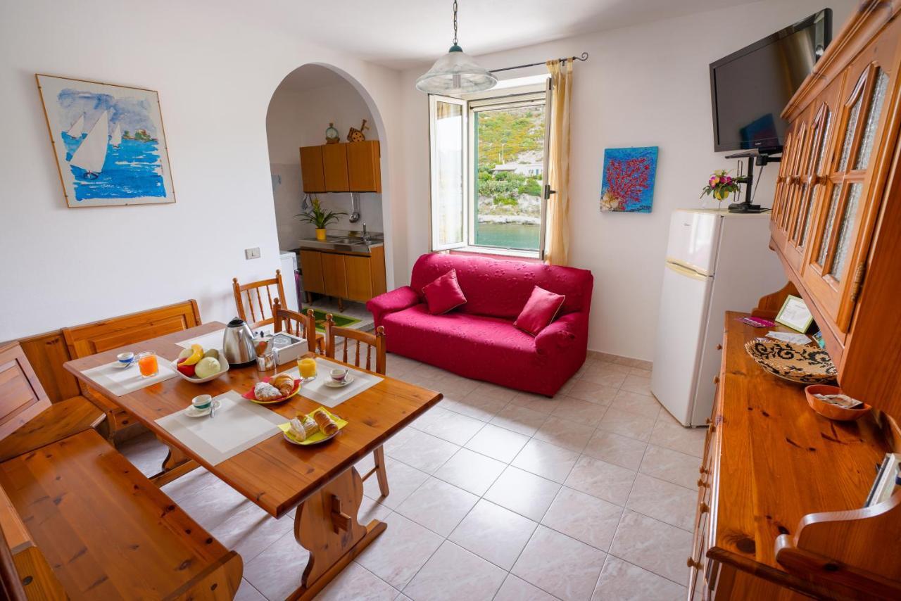 B&B Del Porto Bosa Marina Exteriör bild