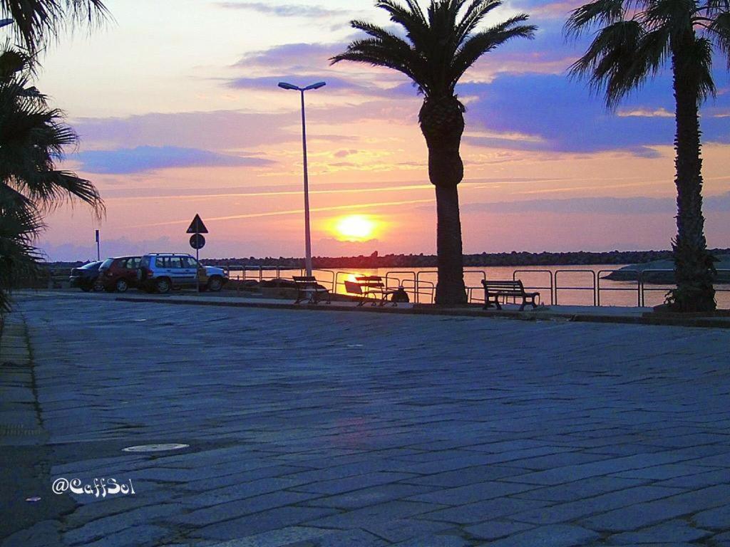 B&B Del Porto Bosa Marina Exteriör bild
