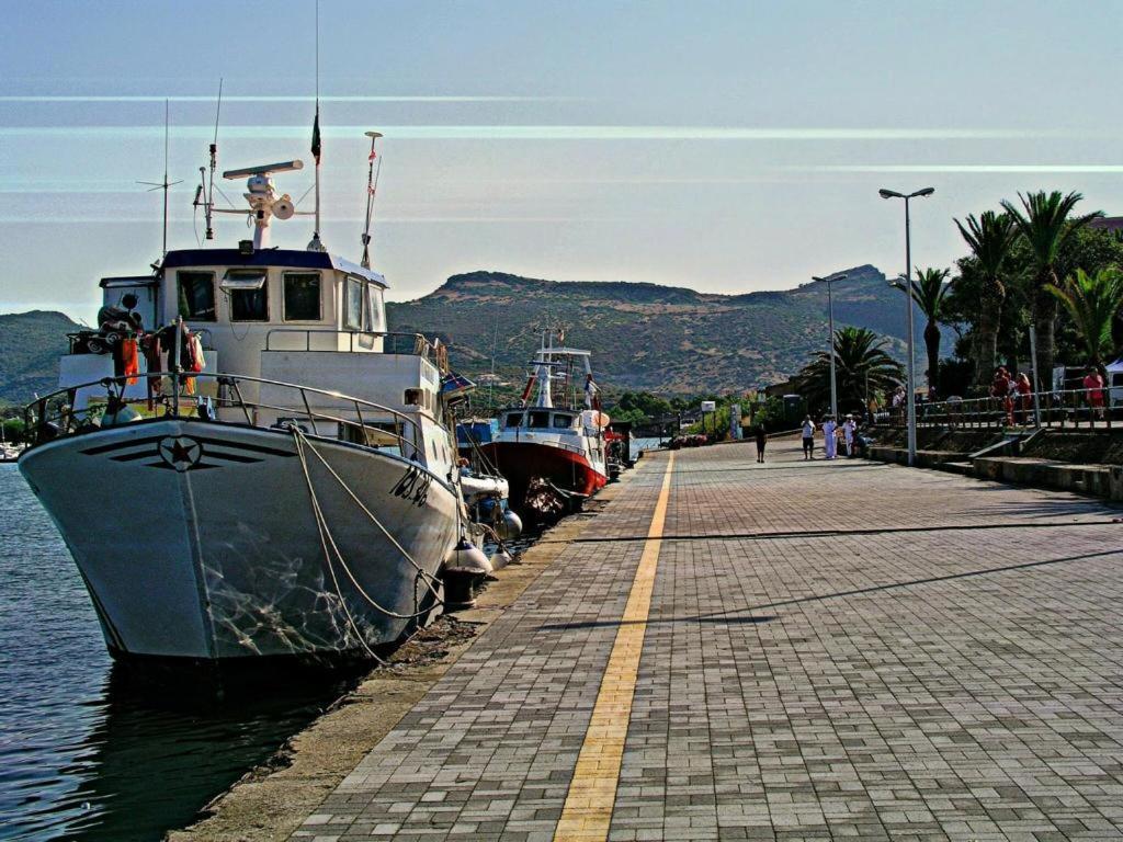 B&B Del Porto Bosa Marina Exteriör bild
