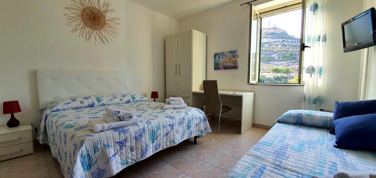 B&B Del Porto Bosa Marina Exteriör bild